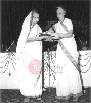 Bhasha-Shaili, Bihar Board, Biography In Hindi, Gadya, Indian Writer, Jeevan Parichaya Mahadevi Verma Hindi Me, Jivan Parichay, Lekhak, mahadevi verma, Mahadevi Verma Biography, mahadevi verma biography in hindi, mahadevi verma ji ka jivan parichay, mahadevi verma ka jeevan parichay, mahadevi verma ka jivan parichay, MP Board, nibandh sangrah, Rachnaye, sahitik parichay, sahitik sewaye, sampadan, UP Board, Varanasi, महादेवी वर्मा जी का जीवन परिचय हिन्दी में